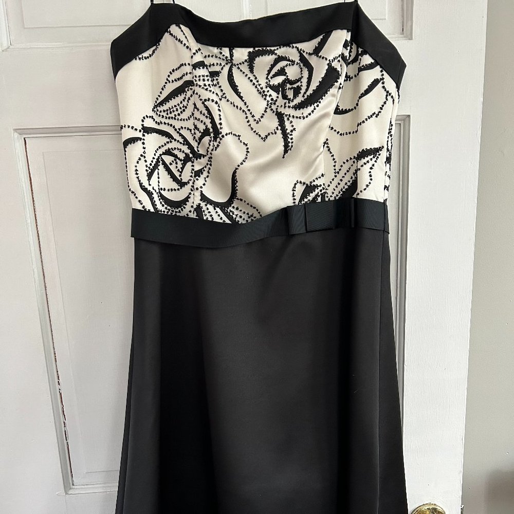 Dressy Strapless Black and White Dress - Picture 2 of 7